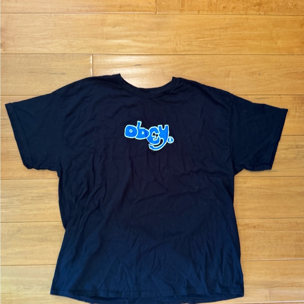 Obey Graphic Tee – Black (XL)